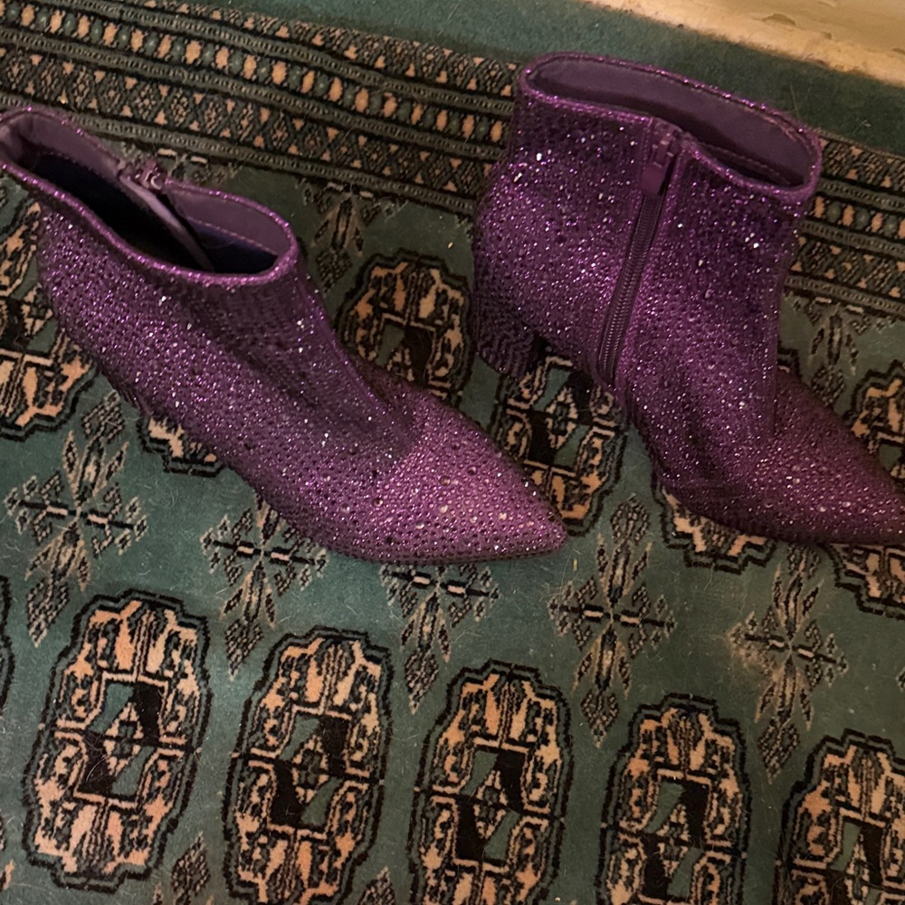 Elegant Purple Ankle Boots